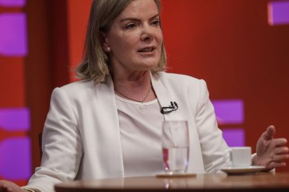 governo-e-contra-equiparar-faccoes-ao-terrorismo,-diz-gleisi-hoffmann 