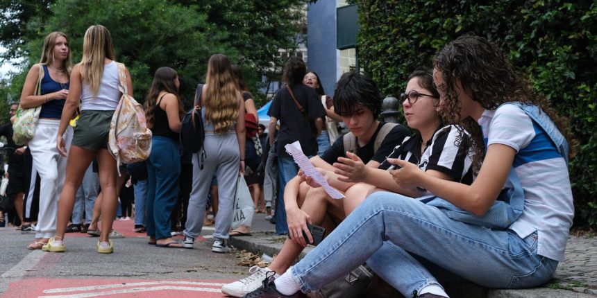 enem-2025:-entenda-quem-pode-solicitar-a-reaplicacao-das-provas