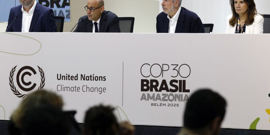 cop30:-negociacoes-comecam-apos-acordo-sobre-a-agenda-de-acoes