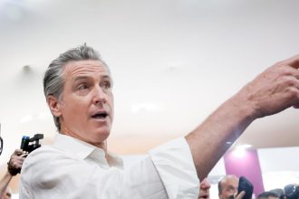 governador-democrata-da-california-critica-ausencia-dos-eua-na-cop30