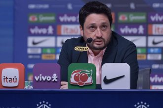 arthur-elias-convoca-selecao-para-ultimos-amistosos-do-ano-na-europa