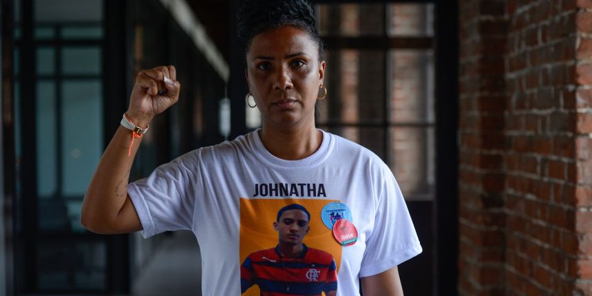 premio-internacional-reconhece-mae-de-jovem-morto-pela-policia-do-rio