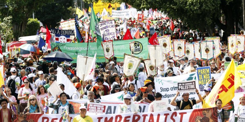 marcha-pelo-clima-reune-70-mil-e-leva-forca-amazonica-as-ruas-de-belem