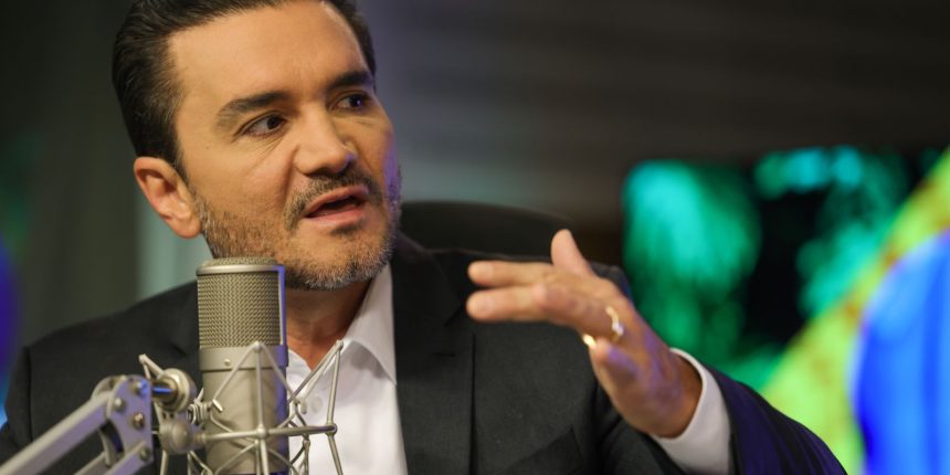 sindrome-de-vira-lata,-diz-ministro-do-turismo-sobre-criticas-a-cop30