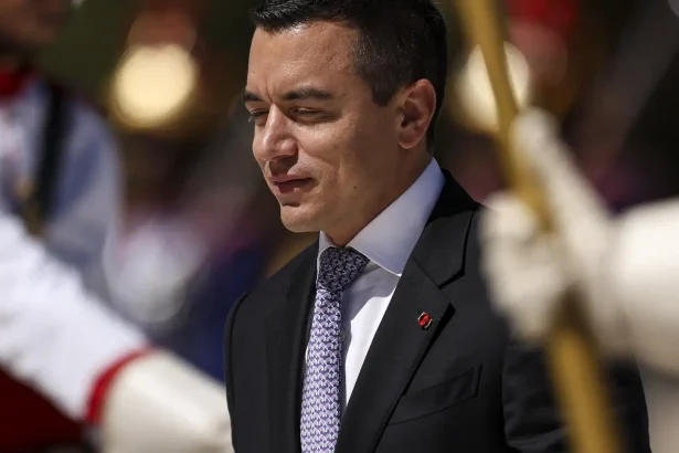 em-referendo,-equador-rejeita-instalar-bases-militares-estrangeiras