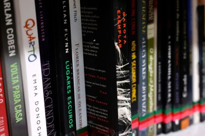 biblioteca-nacional-envia-literatura-brasileira-em-arabe-a-palestina