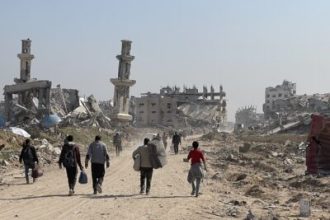 o-mundo-esta-se-preparando-para-reconstruir-gaza,-mas-poucos-estao-prontos-para-o-custo-climatico