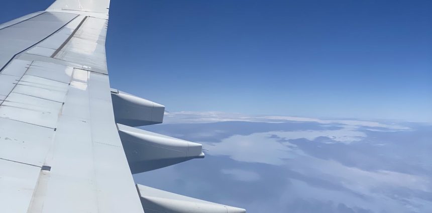 podemos-ver-a-curvatura-da-terra-de-um-aviao?-a-matematica-mostra-que-sim