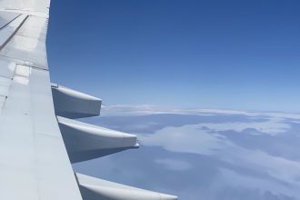 podemos-ver-a-curvatura-da-terra-de-um-aviao?-a-matematica-mostra-que-sim