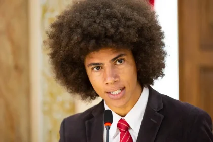 deputado-do-pr-filmado-em-briga-de-rua-diz-que-sofreu-racismo