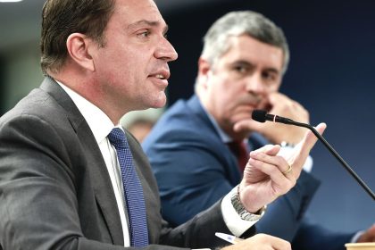 moraes-determina-prisao-de-ramagem-apos-deputado-ser-visto-em-miami