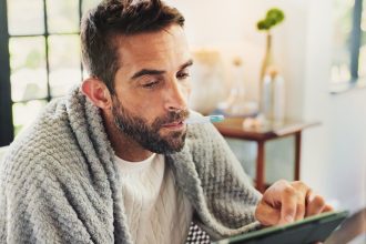 “dr.-google”:-conheca-a-cybercondria,-a-busca-compulsiva-por-informacoes-sobre-saude-na-internet