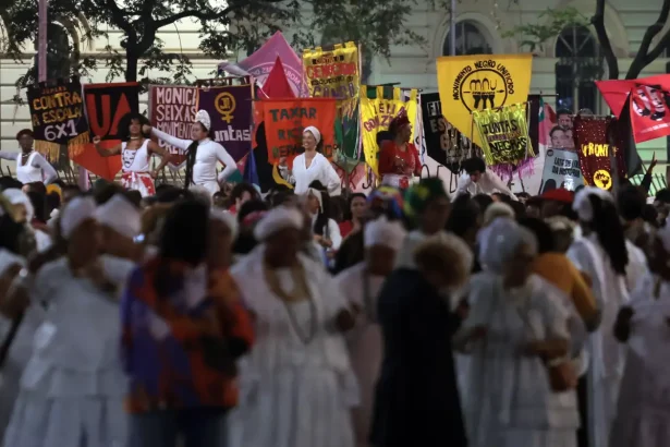 caravanas-saem-de-sp-rumo-a-marcha-das-mulheres-negras-em-brasilia
