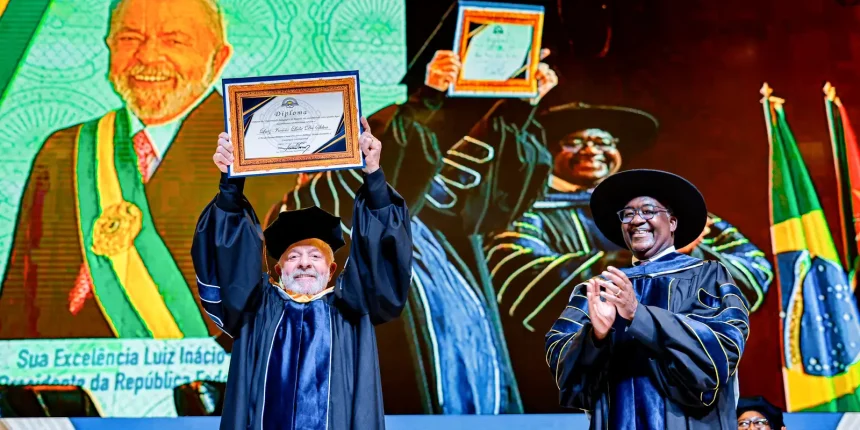 lula-recebe-titulo-de-doutor-honoris-causa-em-mocambique