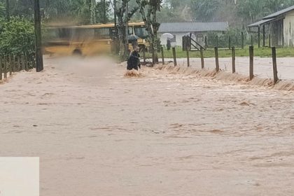 temporais-atingem-norte-de-santa-catarina-e-provocam-alagamentos
