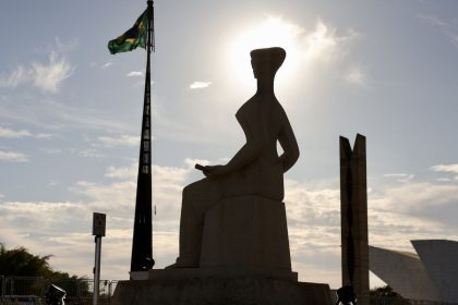 stf-estabelece-fim-do-processo-de-bolsonaro,-torres-e-ramagem