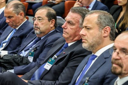 defesas-de-bolsonaro-e-de-outros-reus-contestam-execucao-das-penas 