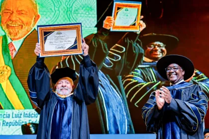 lula-recebe-titulo-de-doutor-honoris-causa-em-mocambique