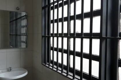 crise-climatica-expoe-presos-a-ambientes-insalubres,-alerta-dpu