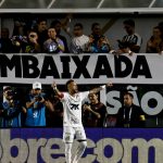 brasileirao:-neymar-marca,-santos-vence-e-deixa-zona-de-rebaixamento