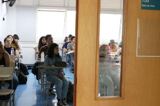 fuvest-divulga-lista-de-aprovados-e-locais-de-provas-para-2a-fase