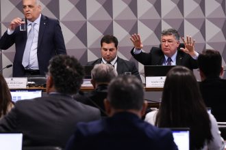 cpmi-do-inss-convoca-dono-do-banco-master-e-governador-zema