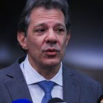 haddad-busca-canal-direto-com-eua-para-rastrear-pecas-de-fuzis