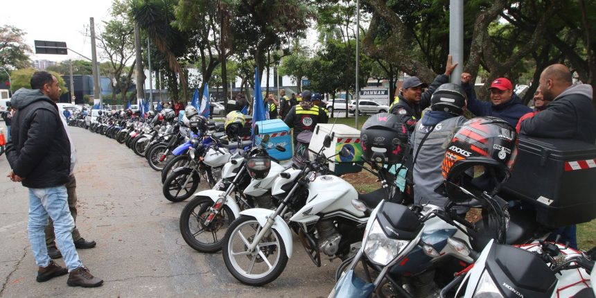 governo-cria-grupo-para-debater-direitos-de-entregadores-por-app