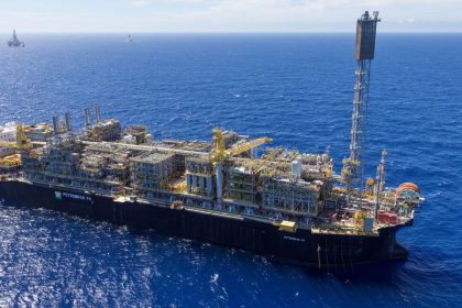 petrobras-amplia-participacao-em-areas-do-pre-sal-apos-leilao