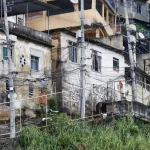quase-20%-da-populacao-de-favelas-vivem-em-vias-onde-nao-passam-carros