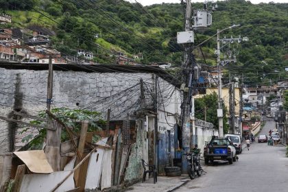 dois-em-cada-tres-habitantes-de-favela-moram-em-vias-sem-arvores