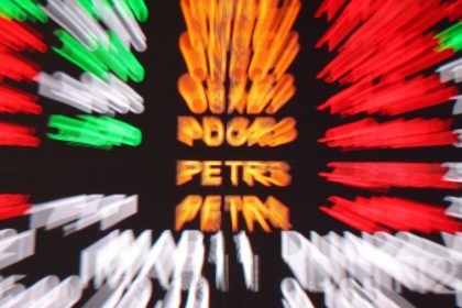 bolsa-cai-4,31%-em-dia-tenso-e-reverte-inicio-positivo-de-mes