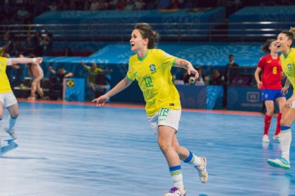 copa-do-mundo-de-futsal:-brasil-supera-espanha-e-se-garante-na-final