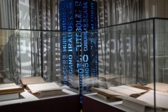 exposicao-em-brasilia-celebra-50-anos-do-dicionario-aurelio