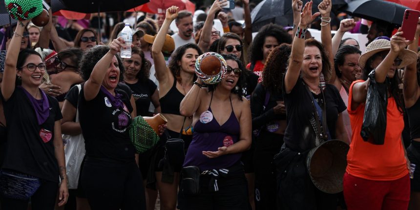 em-brasilia,-mulheres-denunciam-feminicidios-e-a-omissao-do-estado
