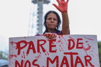 em-brasilia,-mulheres-denunciam-feminicidios-e-a-omissao-do-estado