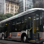 sem-receber-13o-salario,-motoristas-de-onibus-de-sp-entram-em-greve