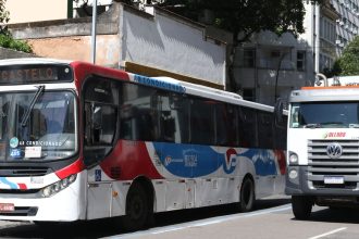 setor-de-servicos-cresce-0,3%-em-outubro,-nono-mes-seguido-de-alta