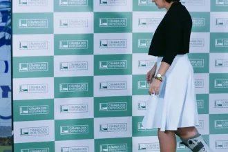 camara-rejeita-cassacao-da-deputada-carla-zambelli