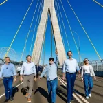 lula-inaugura-ponte-em-foz-do-iguacu-e-critica-quem-constroi-“muros”