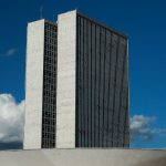 camara-cancela-passaporte-diplomatico-de-eduardo-bolsonaro-e-ramagem