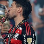 arrascaeta-e-finalista-no-tradicional-premio-rei-da-america